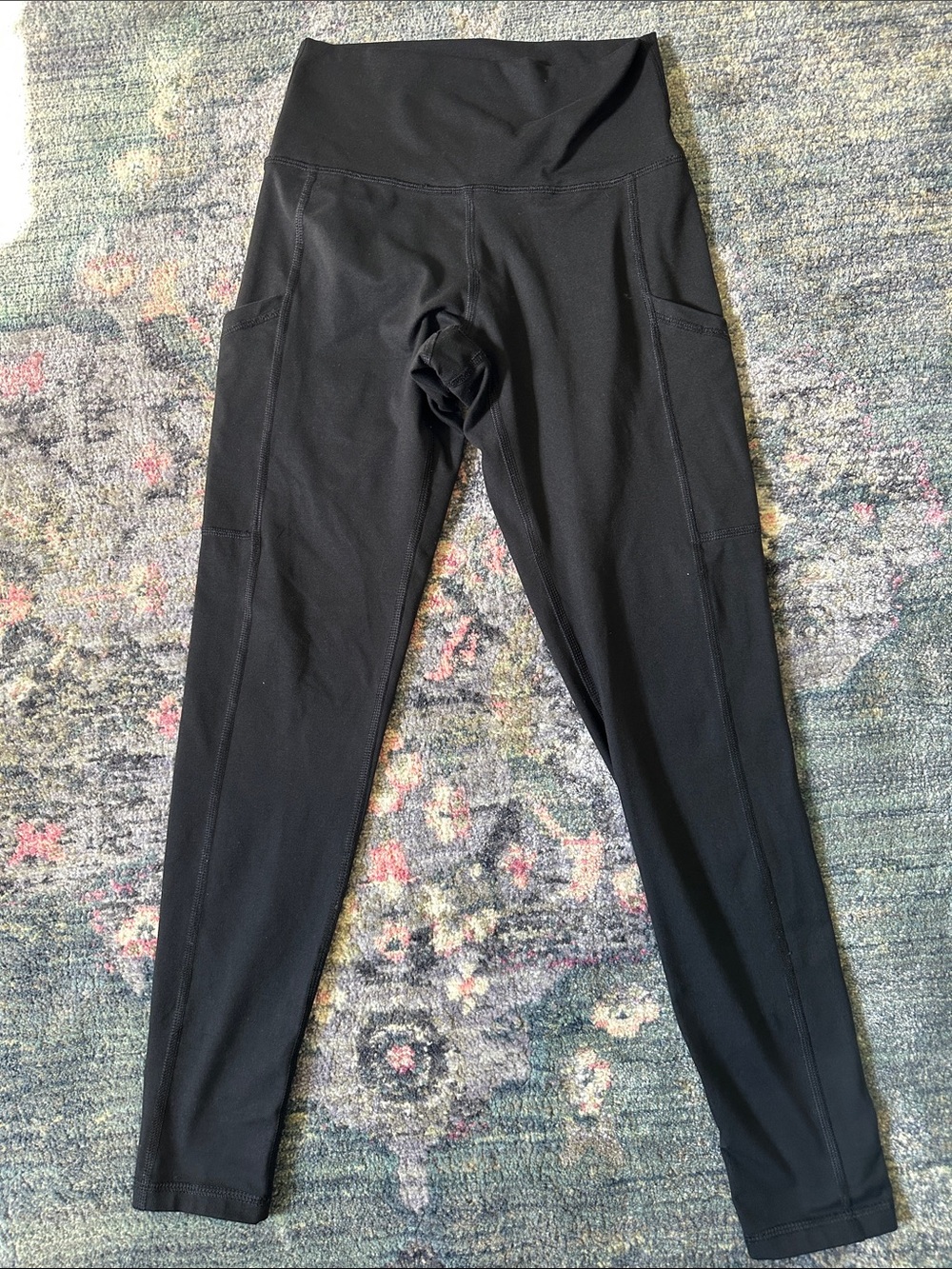 aerie Black High-Waist Leggings with Side Pockets Size Small Great Condition!
